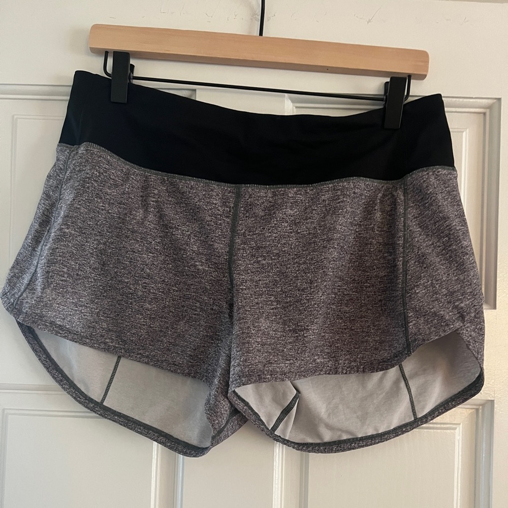 Lululemon womens 4 inch Speed Up short lined